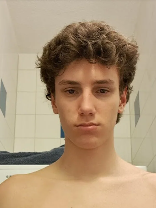 Orka in 2024, bathroom selfie
